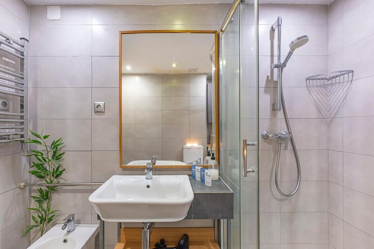 Golden Mile Getaway, Garden View, Pool & Comfort ماربيا المظهر الخارجي الصورة