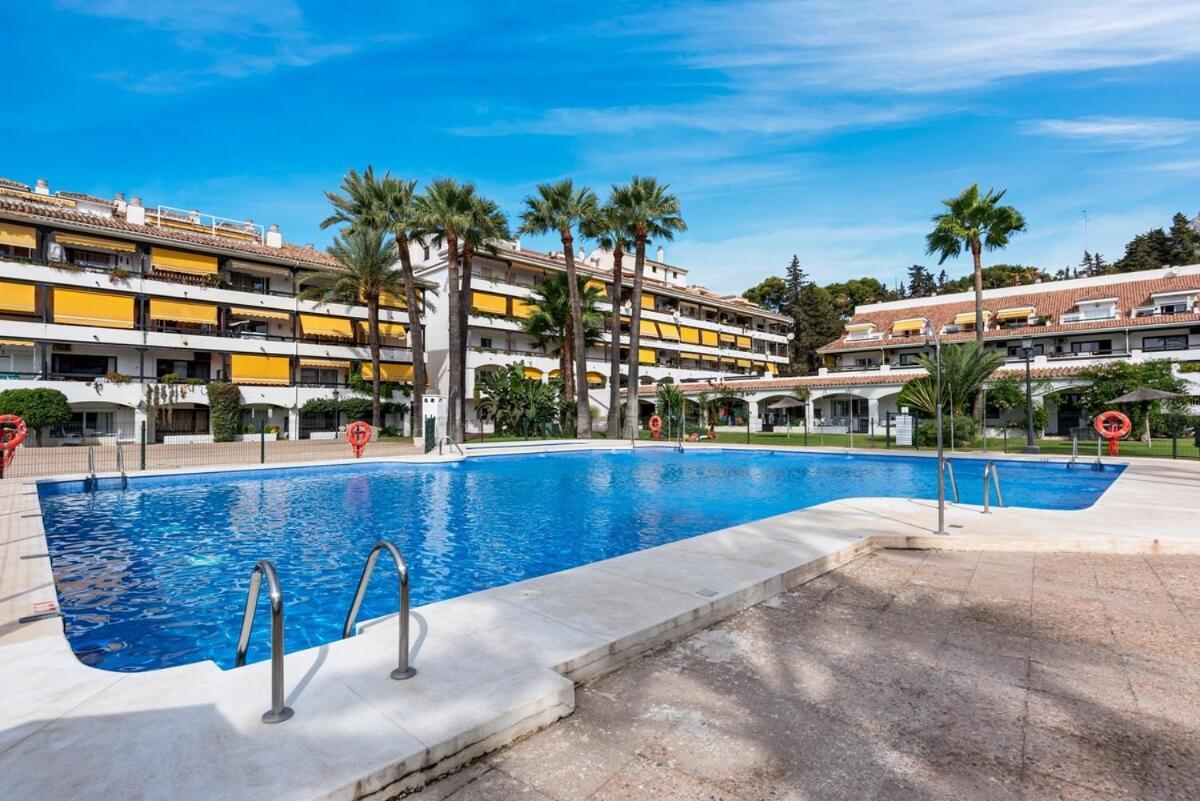 Golden Mile Getaway, Garden View, Pool & Comfort ماربيا المظهر الخارجي الصورة